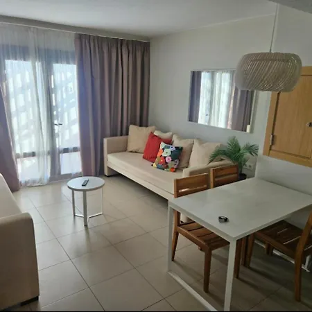 Vista Lobos Flamingo Апартаменты *